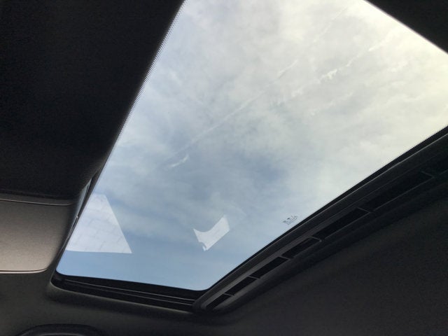 2021 Volkswagen Passat 2.0T R-Line