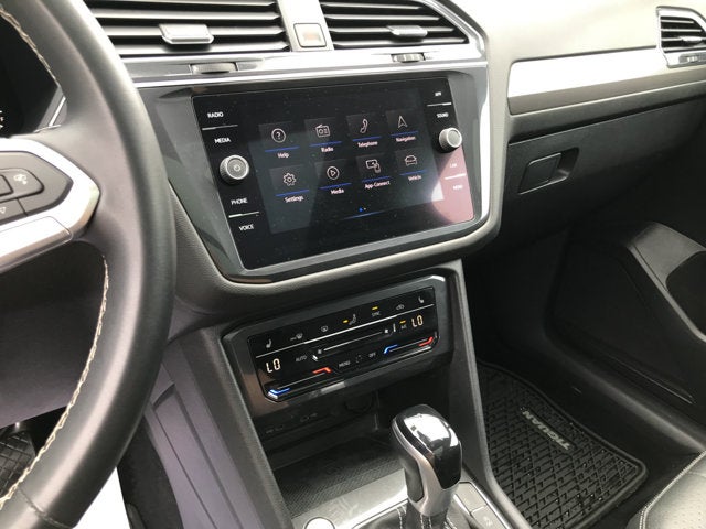 2022 Volkswagen Tiguan SE