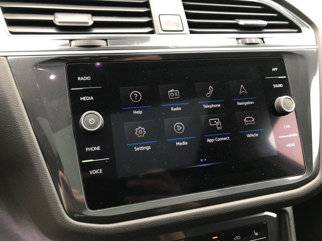 2022 Volkswagen Tiguan SE