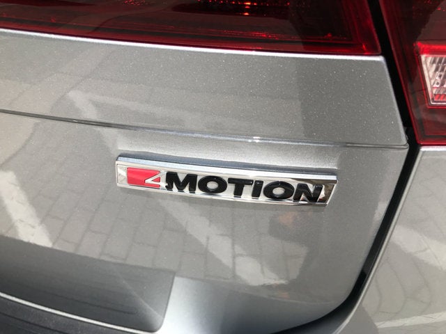 2020 Volkswagen Tiguan SE R-Line Black