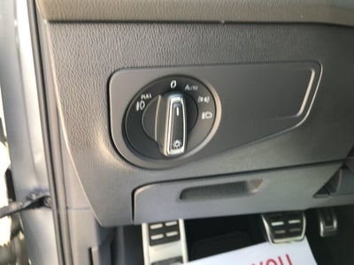 2020 Volkswagen Tiguan SE R-Line Black