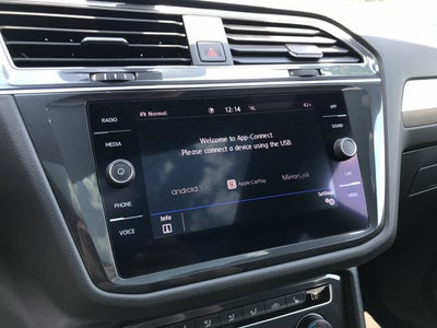 2020 Volkswagen Tiguan SE R-Line Black