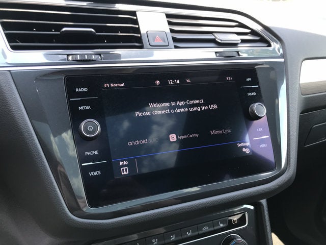 2020 Volkswagen Tiguan SE R-Line Black