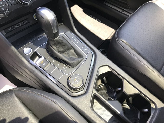 2020 Volkswagen Tiguan SE R-Line Black