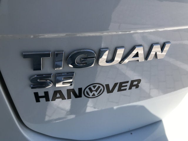 2020 Volkswagen Tiguan SE R-Line Black