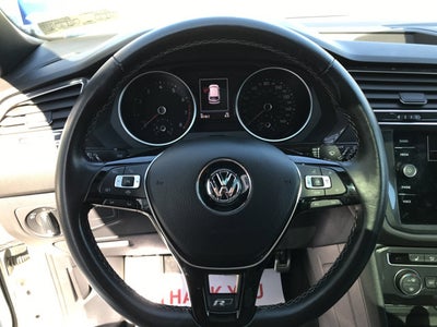 2020 Volkswagen Tiguan SE R-Line Black