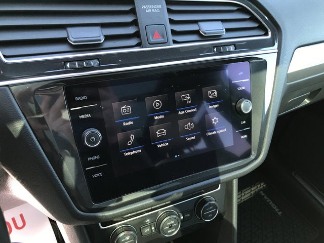 2020 Volkswagen Tiguan SE R-Line Black