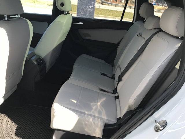 2020 Volkswagen Tiguan SE R-Line Black