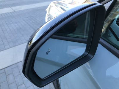 2025 Volkswagen Taos SE Black