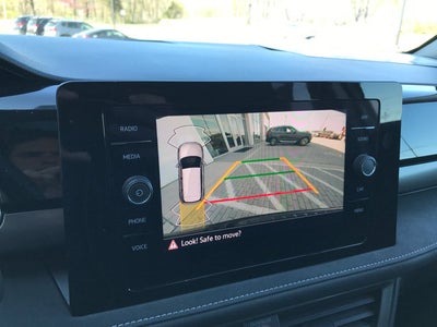 2025 Volkswagen Taos SE Black