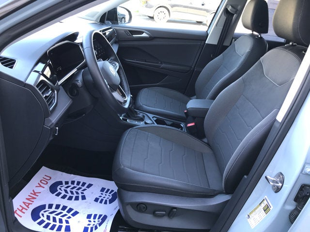 2025 Volkswagen Taos SE Black
