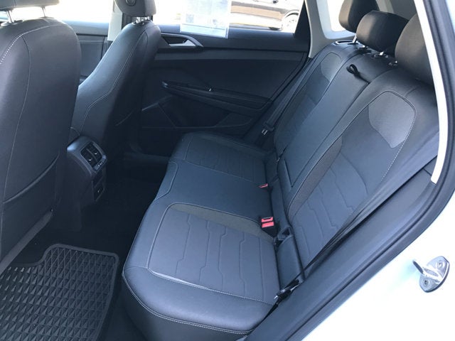 2025 Volkswagen Taos SE Black