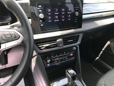 2025 Volkswagen Taos SE Black