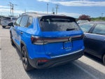 2025 Volkswagen Taos SE Black