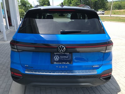 2025 Volkswagen Taos SE Black