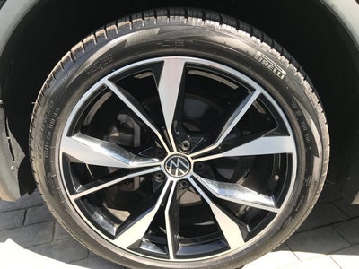 2023 Volkswagen Tiguan SEL R-Line