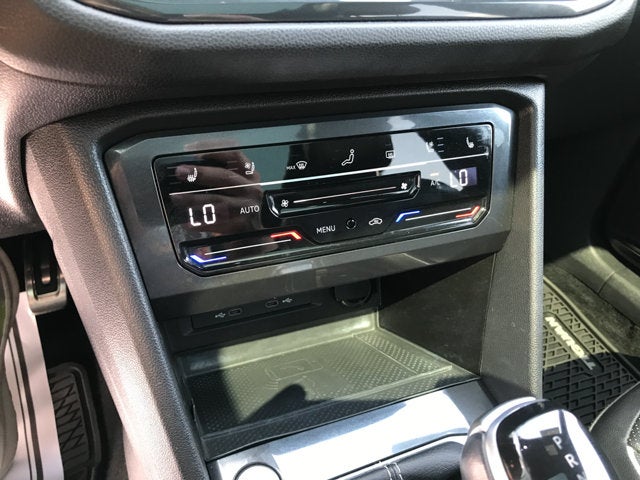 2023 Volkswagen Tiguan SEL R-Line