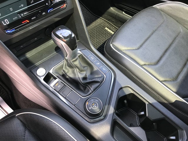 2023 Volkswagen Tiguan SEL R-Line