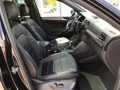 2023 Volkswagen Tiguan SEL R-Line
