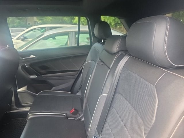 2023 Volkswagen Tiguan SEL R-Line