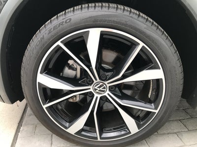 2024 Volkswagen Tiguan SEL R-Line