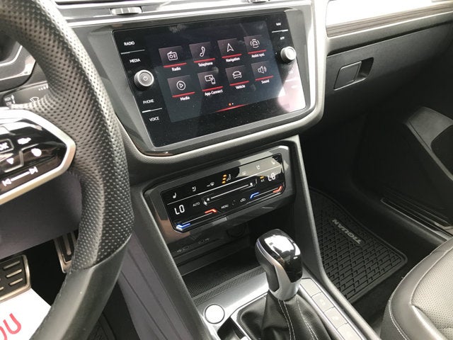 2024 Volkswagen Tiguan SEL R-Line
