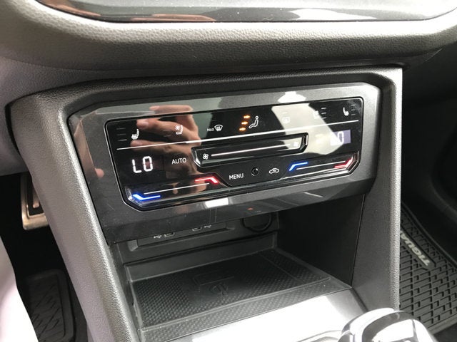 2024 Volkswagen Tiguan SEL R-Line