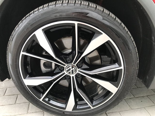 2024 Volkswagen Tiguan SEL R-Line