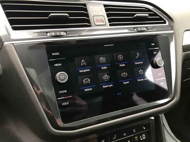 2024 Volkswagen Tiguan SEL R-Line