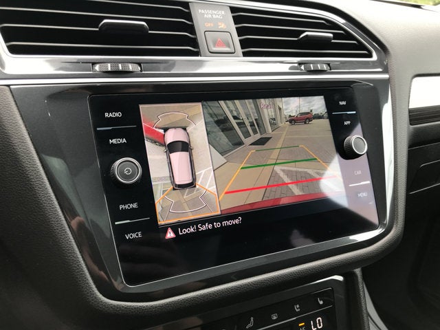 2024 Volkswagen Tiguan SEL R-Line