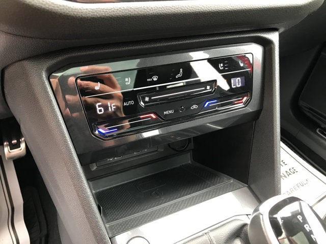2024 Volkswagen Tiguan SEL R-Line