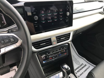 2025 Volkswagen Taos SEL