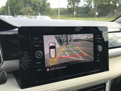 2025 Volkswagen Taos SEL