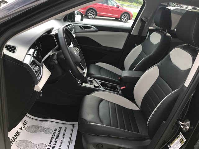 2025 Volkswagen Taos SEL