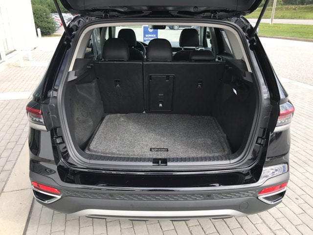 2025 Volkswagen Taos SEL