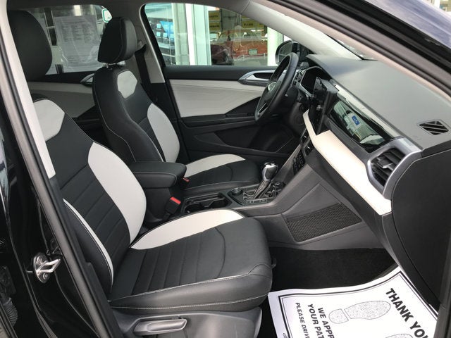 2025 Volkswagen Taos SEL