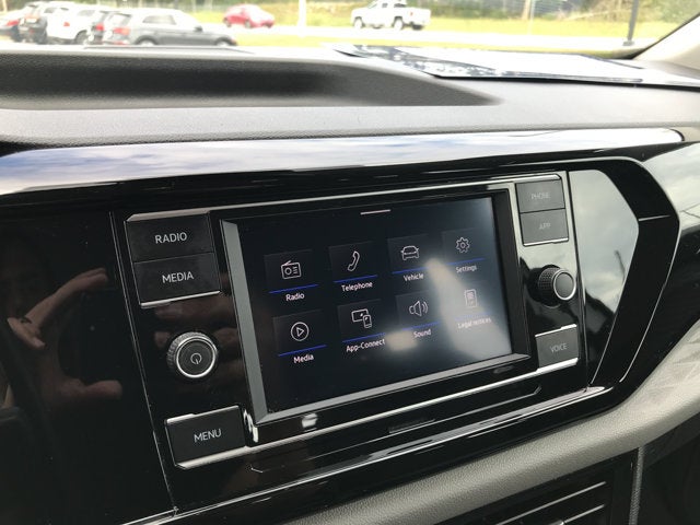 2024 Volkswagen Taos S