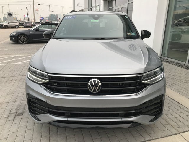 2022 Volkswagen Tiguan SE R-Line Black