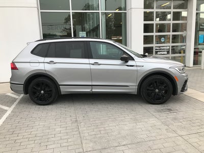 2022 Volkswagen Tiguan SE R-Line Black