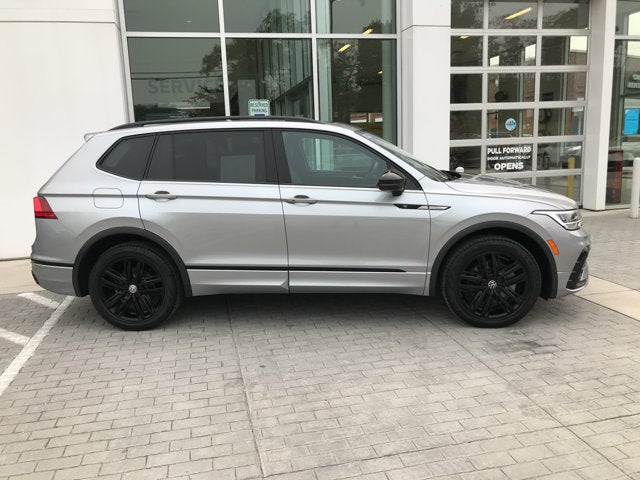 2022 Volkswagen Tiguan SE R-Line Black