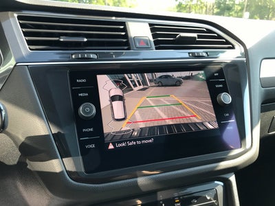 2022 Volkswagen Tiguan SE R-Line Black
