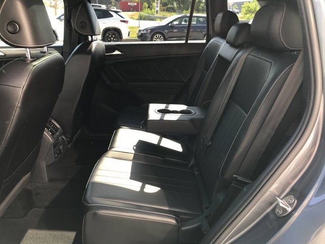 2022 Volkswagen Tiguan SE R-Line Black