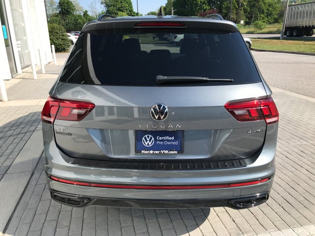 2022 Volkswagen Tiguan SE R-Line Black