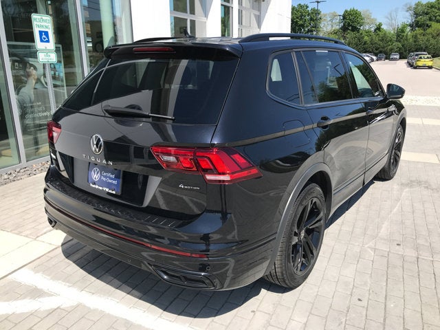 2023 Volkswagen Tiguan SE R-Line Black