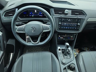 2023 Volkswagen Tiguan SE R-Line Black
