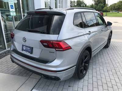 2023 Volkswagen Tiguan SE R-Line Black