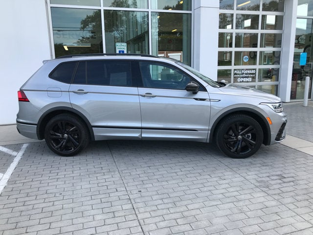 2023 Volkswagen Tiguan SE R-Line Black