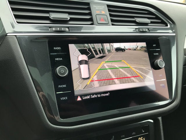 2022 Volkswagen Tiguan SE R-Line Black