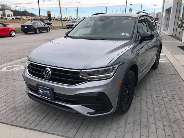 2022 Volkswagen Tiguan SE R-Line Black