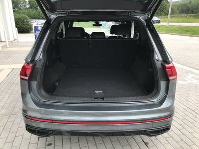 2022 Volkswagen Tiguan SE R-Line Black